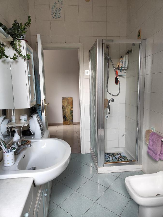 La Casa Blu Bed & Breakfast Napoli Bagian luar foto
