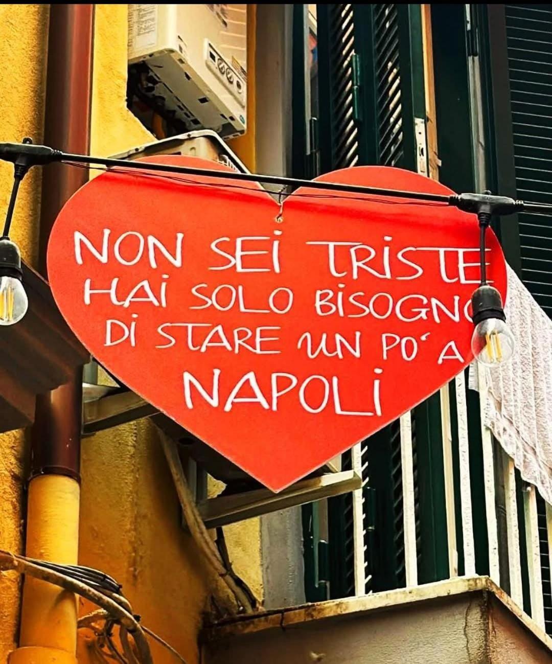 La Casa Blu Bed & Breakfast Napoli Bagian luar foto